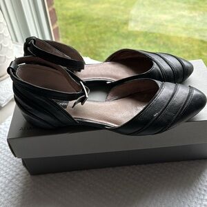 Adam Tucker Black shoe